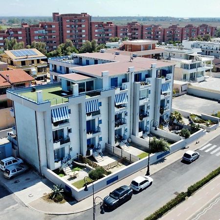 Alba Suite-Rome Airport Fco-Fronte Mare Фьюмичино Экстерьер фото