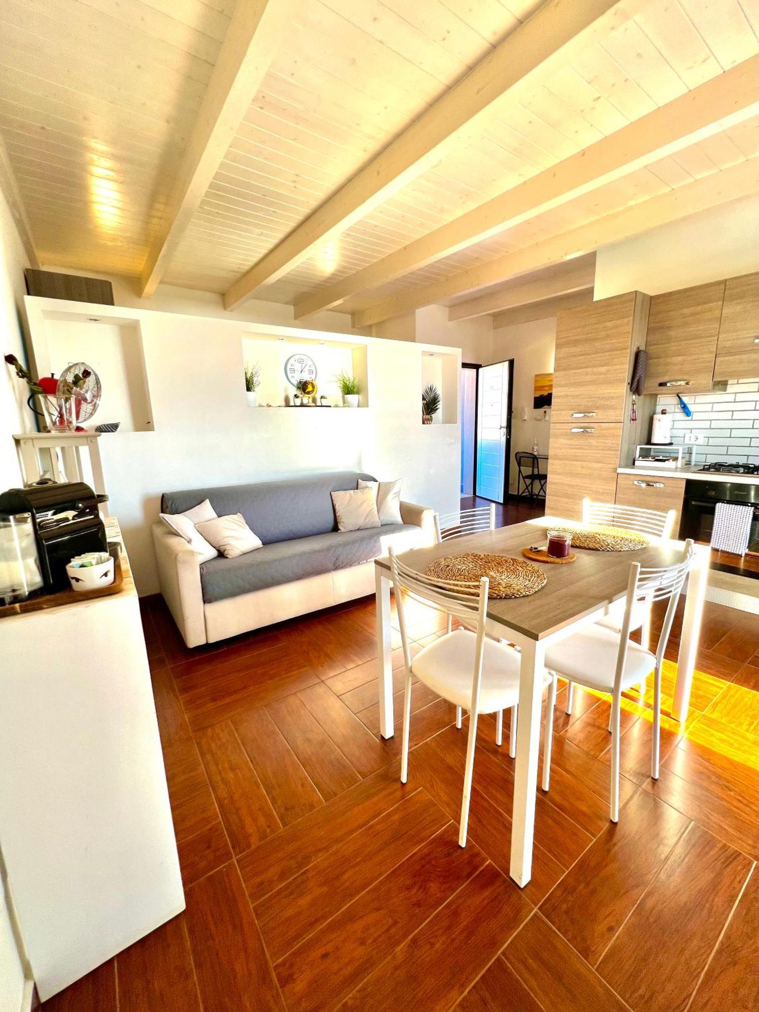 Alba Suite-Rome Airport Fco-Fronte Mare Фьюмичино Экстерьер фото